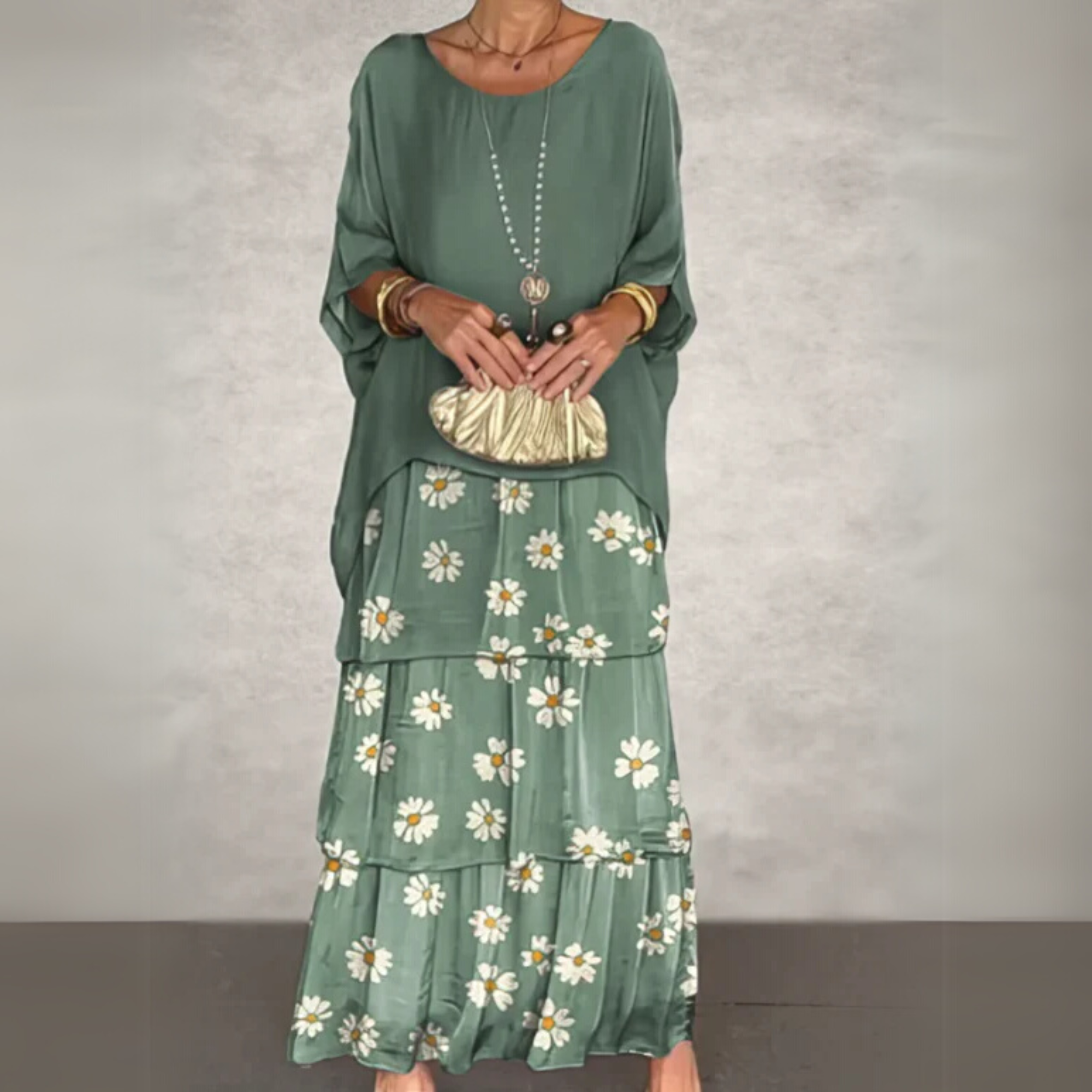 Women's Elegant Long Flowing Dress
