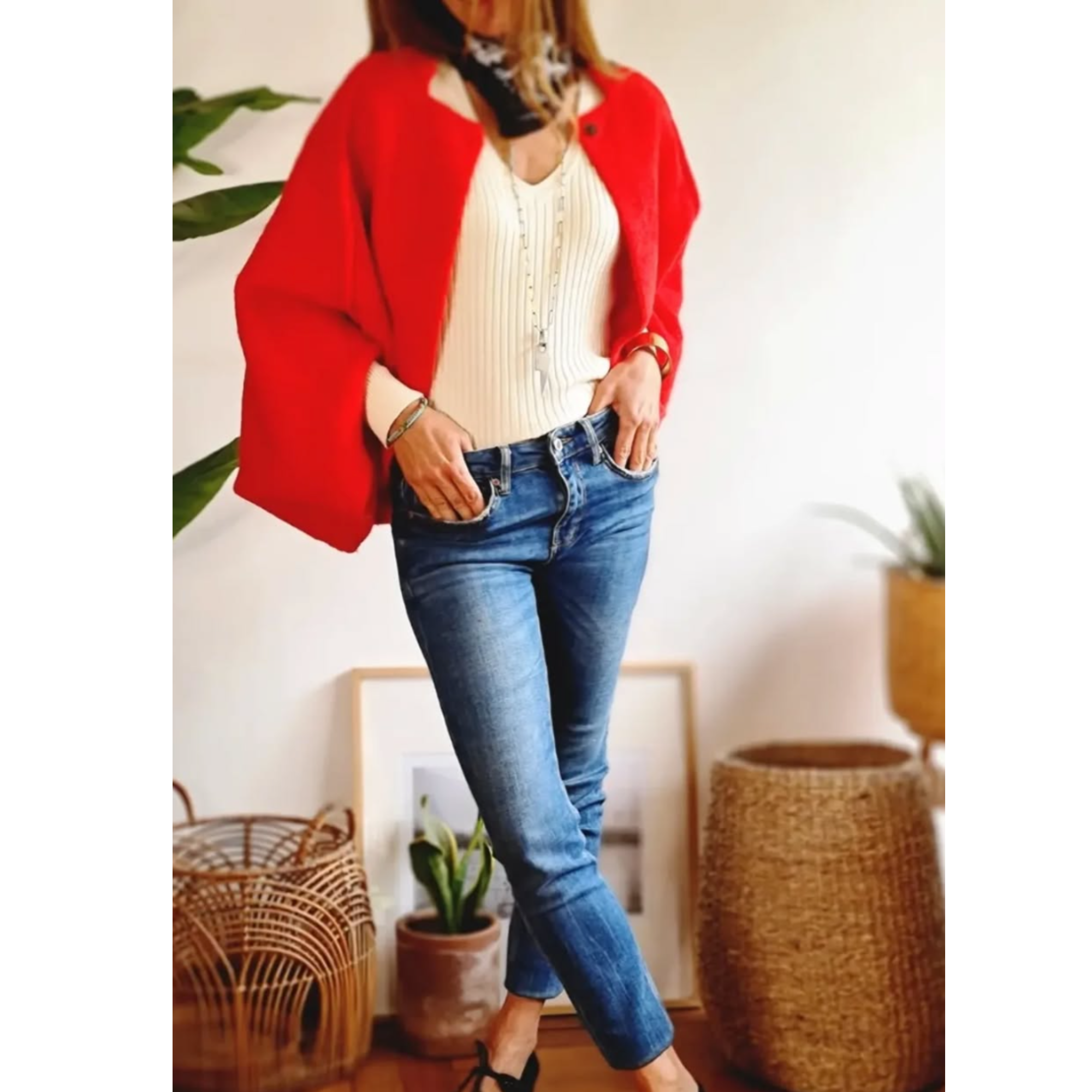 Women's Elegant Wool Coat with Timeless Charm