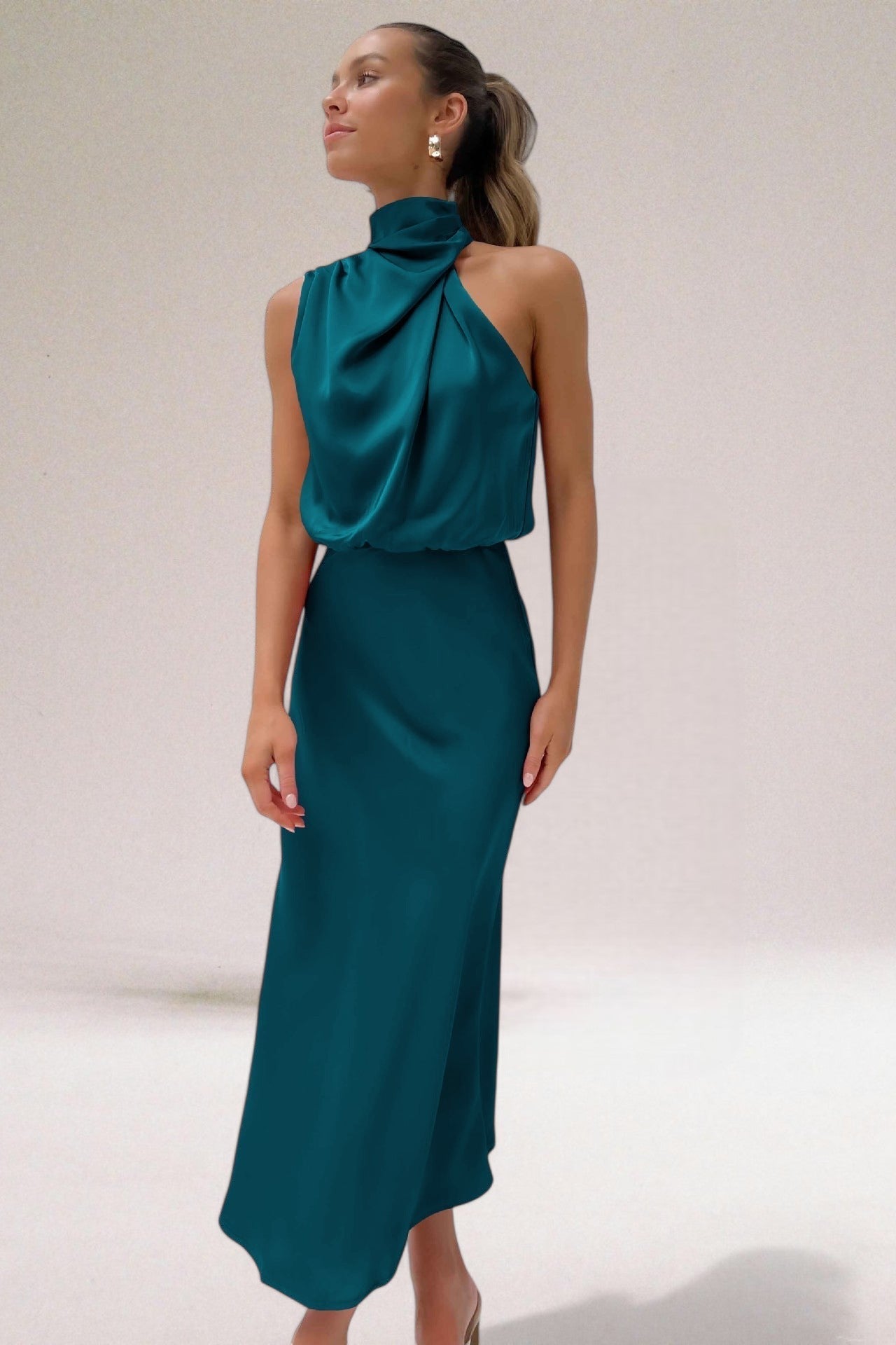 Women's Elegant Satin Halter Neck Dress
