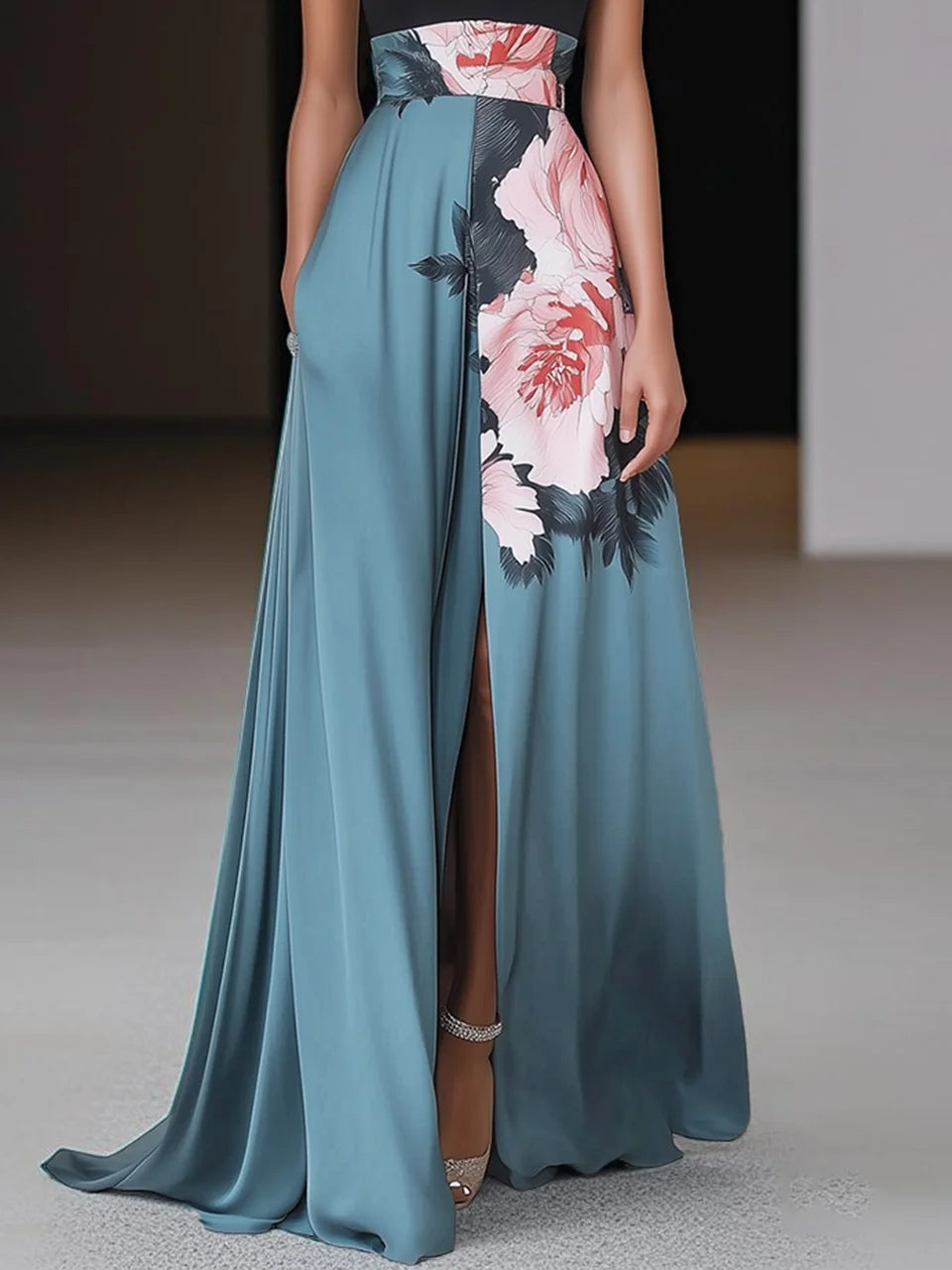 Women's Black Slit Floral Classic Crew Neck Sleeveless A-Line Maxi Dress
