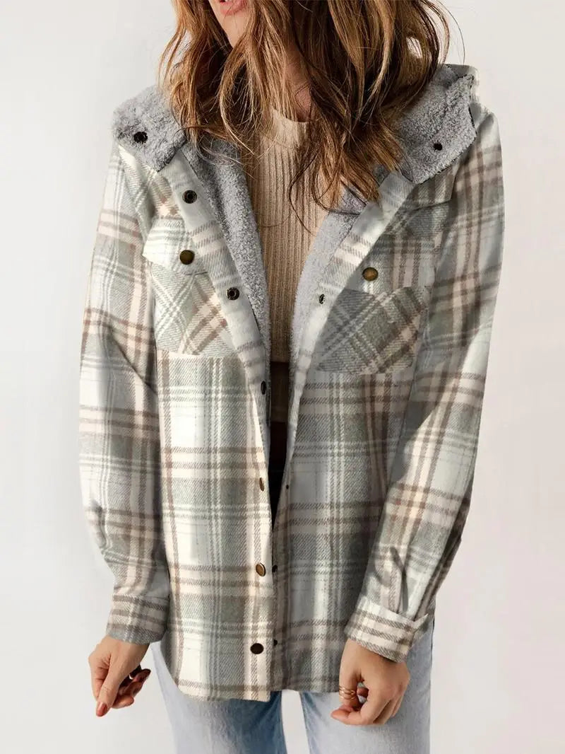 Women's Cozy Plaid Fleece-Lined Jacket